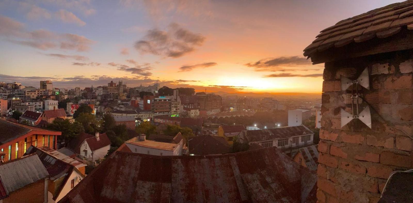 Le Karthala Chambres D'Hotes Antananarivo Esterno foto